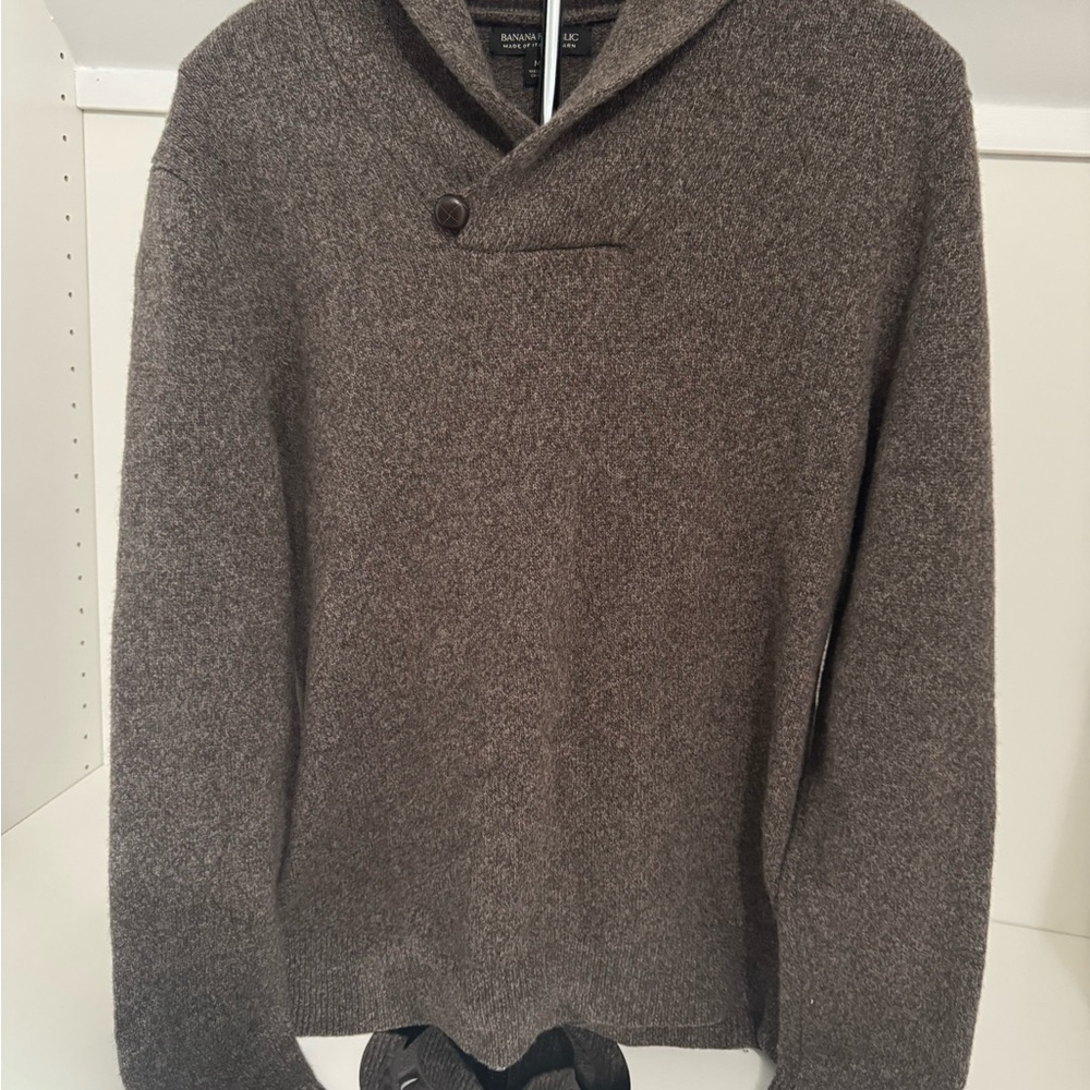 Banana Republic Women’s Wool Tan Crewneck Sweater, Size:M